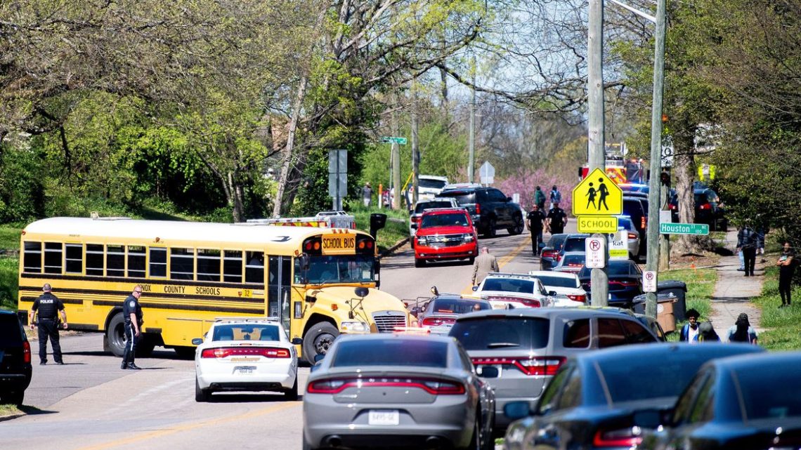 Tiroteio em escola do Tennessee deixa 1 morto e policial ferido