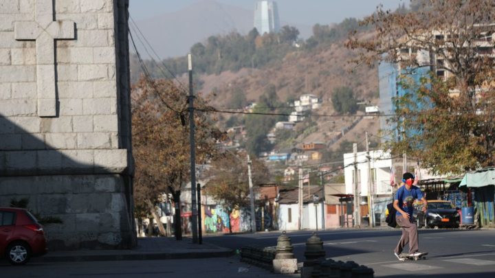 Chile fecha capital novamente após disparada de casos de covid-19