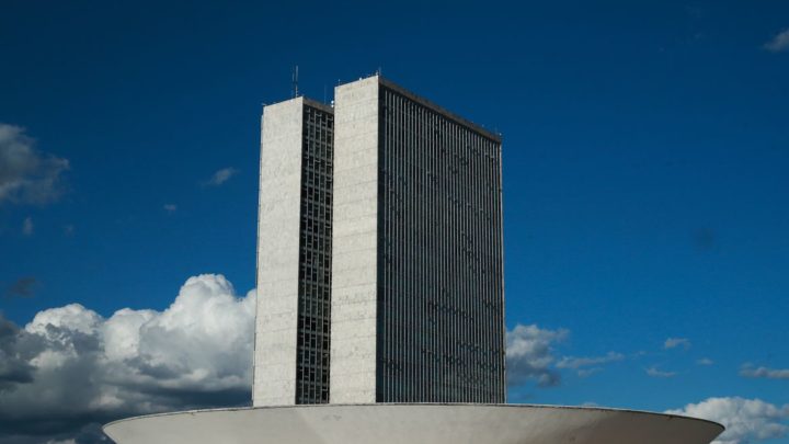 Presidente da Câmara antecipa discussão sobre reforma eleitoral